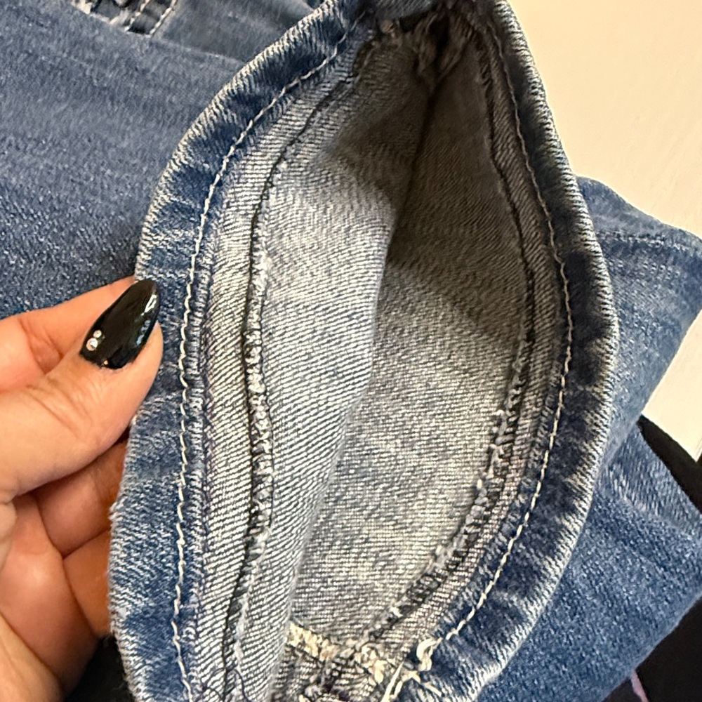Miss Me Denim Boot Cut Jeans with Embellished Pockets - Picture 7 of 7